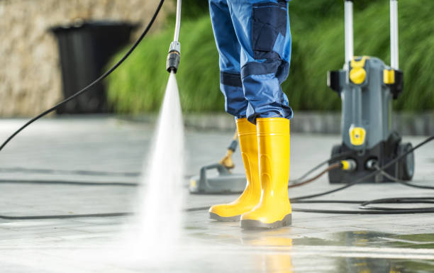 Best Commercial Building Pressure Washing  in Jefferson, WI